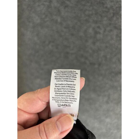 Terra & Sky Blouse Women 1X Plus Black Floral Long Sleeve Round Neck Casual - Picture 6 of 7